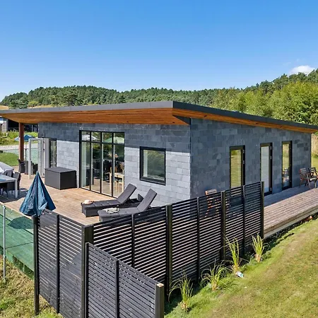 Newly Built For 8 People Close To Ebeltoft