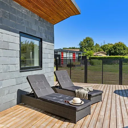 Сasa de vacaciones Newly Built For 8 People Close To *